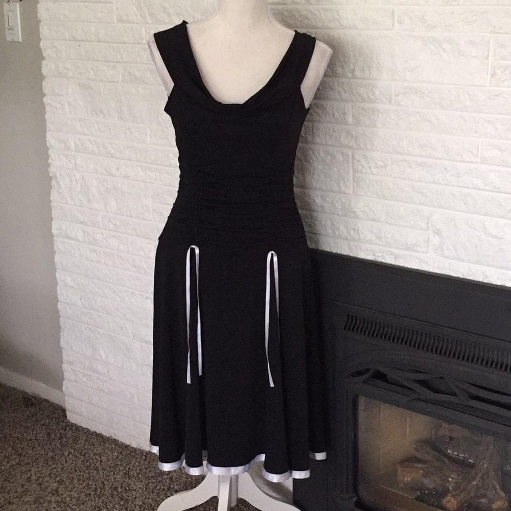 Evanese dress